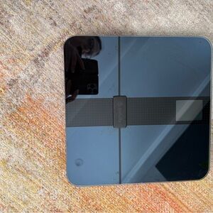 Etekcity Smart Scale in Black